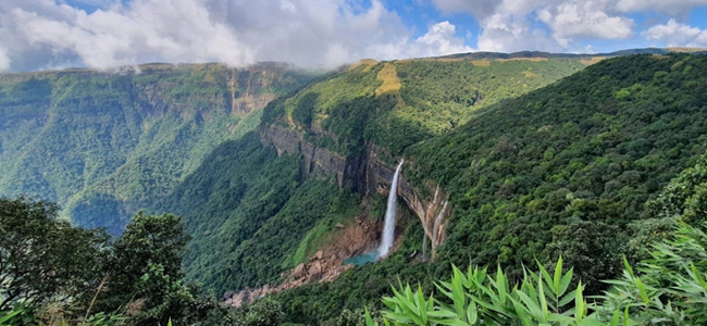 Nohkalikai Waterfalls