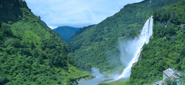 Nuranang Falls