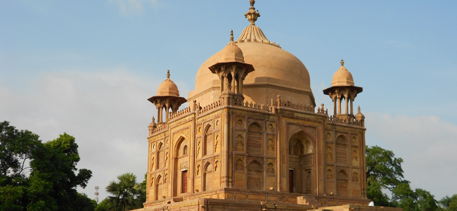 Khusro Bagh