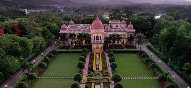 Welcome Heritage Shivavilas Palace Hotel